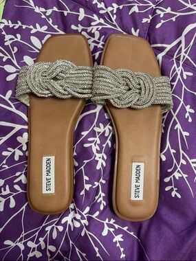 Steve Madden Tan Slide Sandals with Silver Braided Strap brand new not worn out